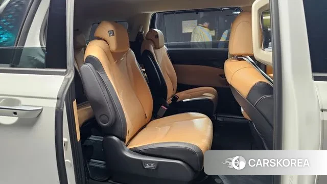 Kia Carnival 4th generation 2023 Белый из Кореи, фото 3