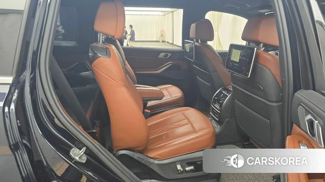 BMW X7 (G07) 2020 Черный из Кореи, фото 3