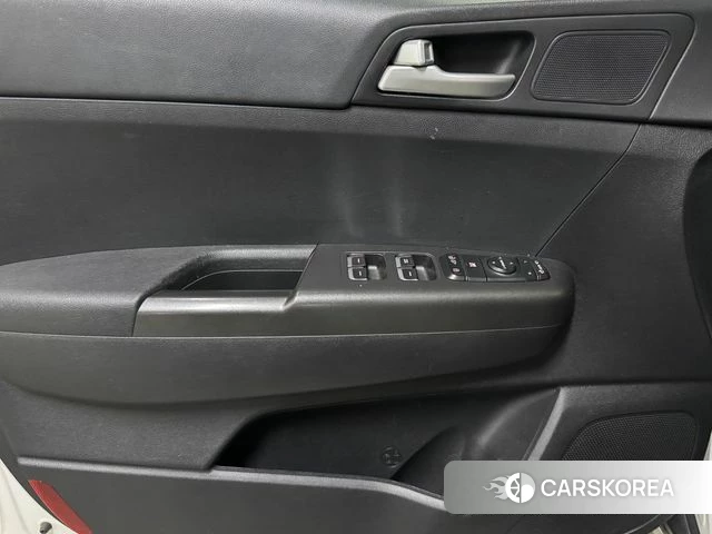 Kia Sportage The Bold 2020 Белый из Кореи, фото 3