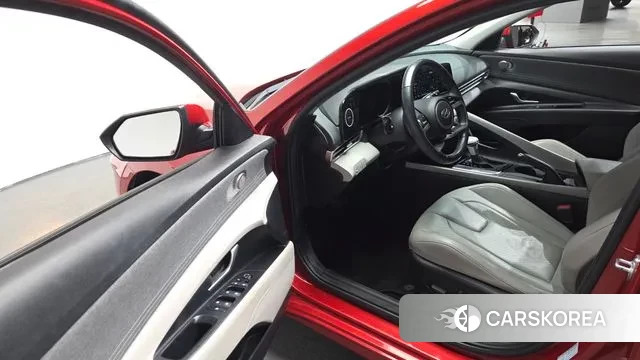 Hyundai Avante (CN7) 2021 Красный из Кореи, фото 3