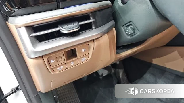 Hyundai Grandeur Hybrid (GN7) 2023 Белый из Кореи, фото 3