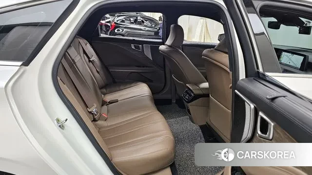 Kia K8 2021 Белый из Кореи, фото 3