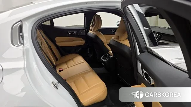 Volvo S60 3rd generation id 3681829 из Кореи 3