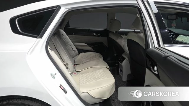 Kia K7 Premier Hybrid 2019 Белый из Кореи, фото 3