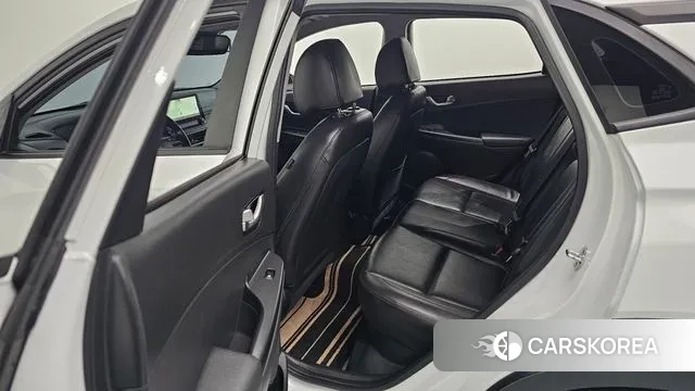 Hyundai The New Kona 2022 Белый из Кореи, фото 3