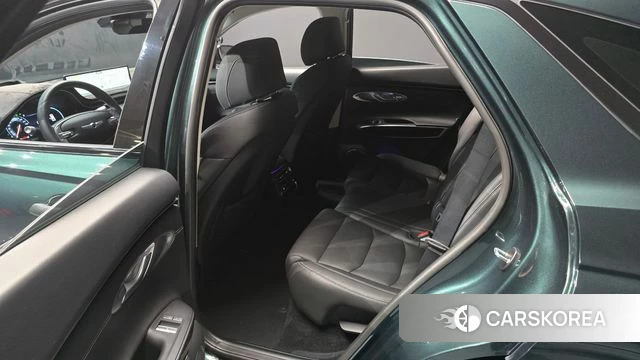 Genesis GV70 2021 Зеленый из Кореи, фото 3