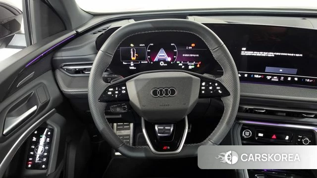 Audi Q5 (80A) 2025 Серый из Кореи, фото 3