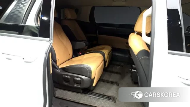 Kia Carnival 4th generation 2023 Белый из Кореи, фото 3