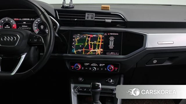 Audi Q3 (F3) 2020 Белый из Кореи, фото 3