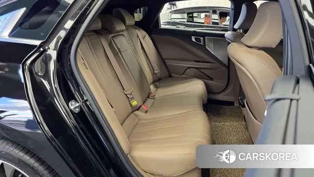 Kia K8 Hybrid 2023 Черный из Кореи, фото 3