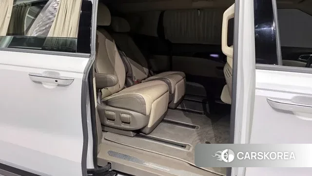 Kia Carnival 4th generation 2023 Белый из Кореи, фото 3