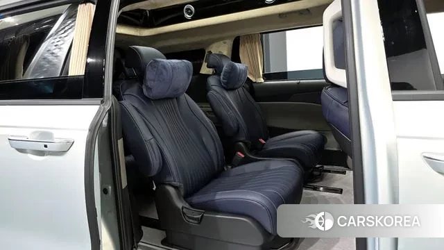 Kia The New Carnival 4th Generation 2025 Серебряный из Кореи, фото 3