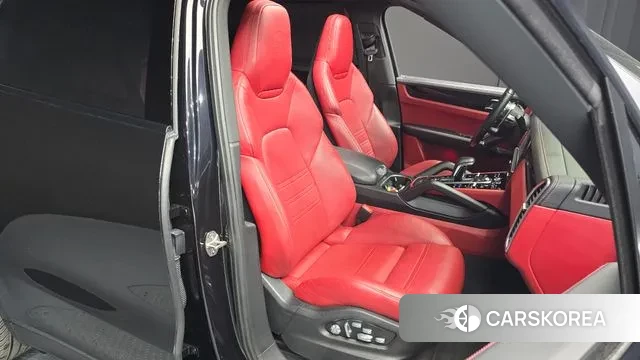 Porsche Cayenne (PO536) 2020 Черный из Кореи, фото 3