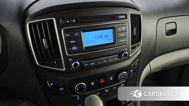 Hyundai The New Grand Starex 2018 Белый из Кореи, фото 3