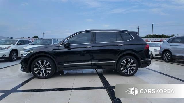 Volkswagen Tiguan L 2025 Черный из Китая, фото 3