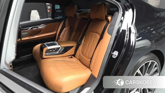 BMW 7 Series (G11) 2021 Черный из Кореи, фото 3
