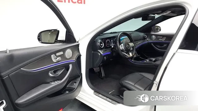 Mercedes-Benz E-Class W213 2019 Белый из Кореи, фото 3