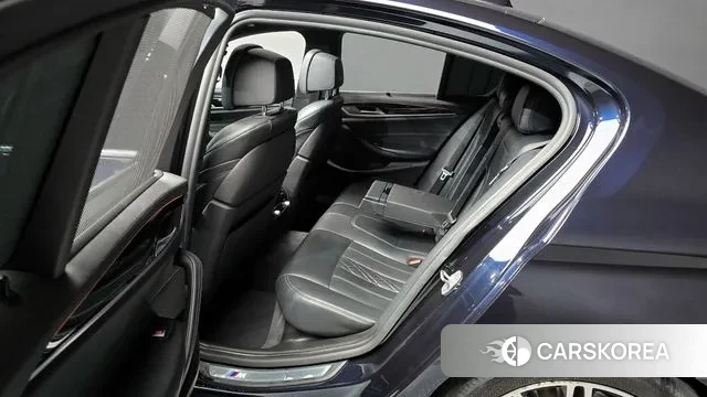 BMW 5 Series (G30) 2019 Черный из Кореи, фото 3