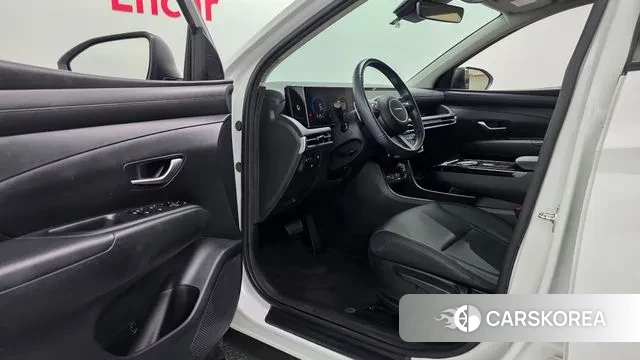 Hyundai The New Tucson (NX4) 2024 Белый из Кореи, фото 3