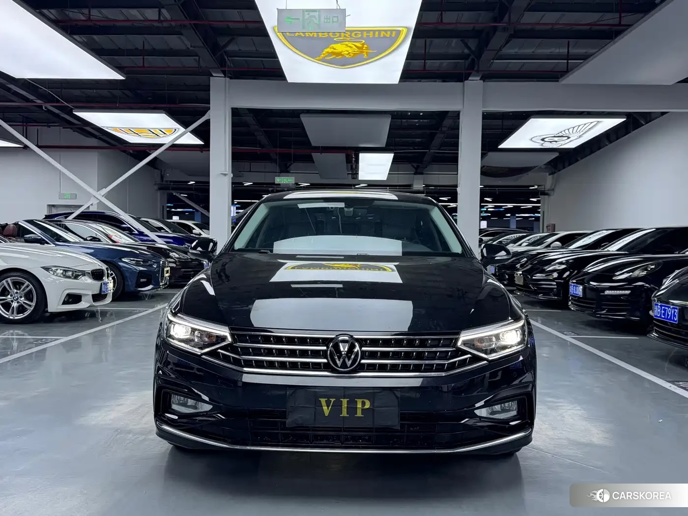 Volkswagen Magotan 2023 Черный из Китая, фото 3