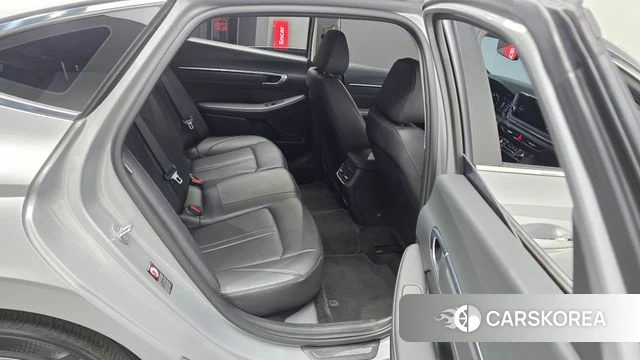 Hyundai Sonata (DN8) 2022 Серебряный из Кореи, фото 3