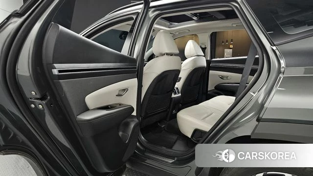 Hyundai Tucson (NX4) 2022 Серый из Кореи, фото 3