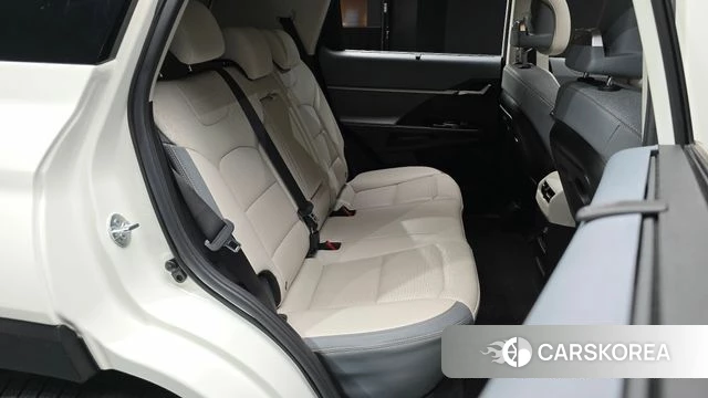 Ssangyong Torres EVX 2024 Белый из Кореи, фото 3