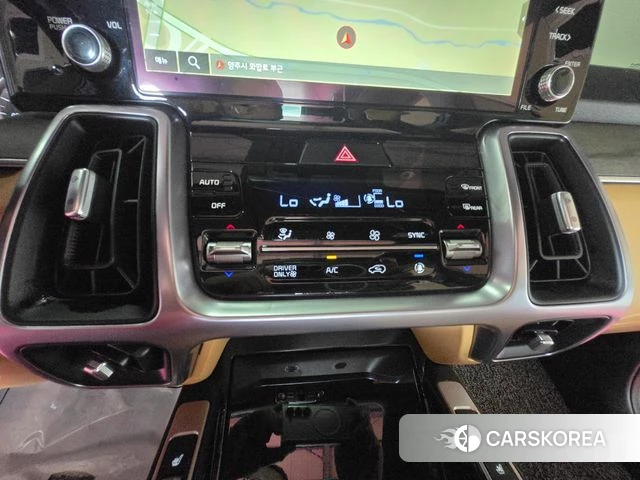 Kia Sorento 4th Generation 2023 Белый из Кореи, фото 3