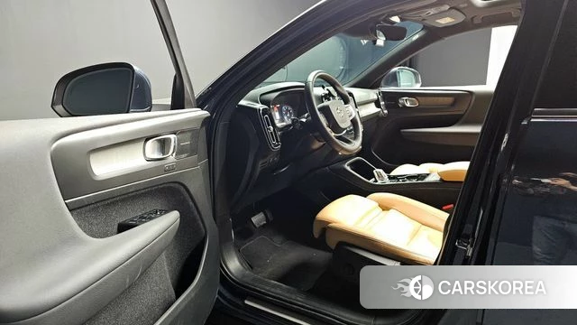 Volvo XC40 2021 Синий из Кореи, фото 3