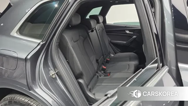 Audi Q5 (FY) 2021 Серый из Кореи, фото 3