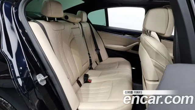 BMW 5 Series (G30) 2021 Черный из Кореи, фото 3