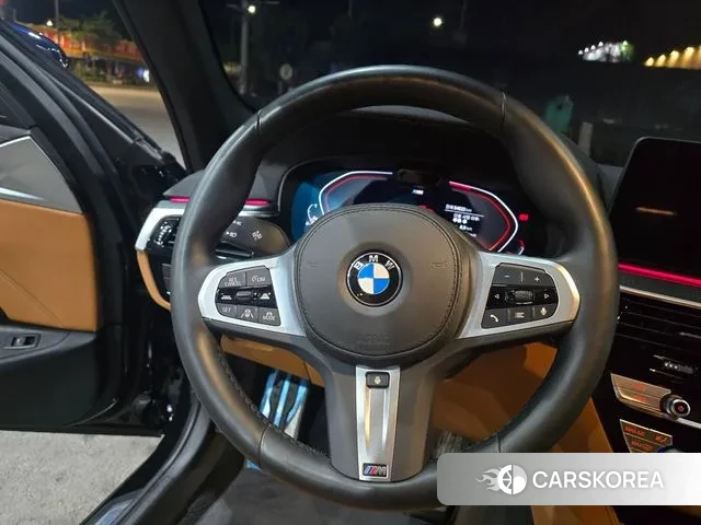 BMW 5 Series (G30) id 2900738 из Кореи 3