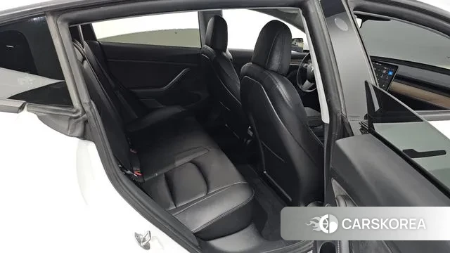 Tesla Model 3 2022 Белый из Кореи, фото 3