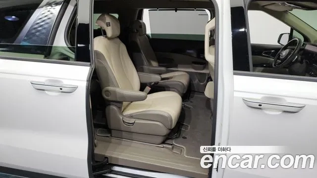 Kia Carnival 4th generation 2021 Белый из Кореи, фото 3