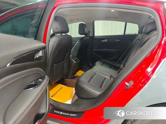 Buick Regal 2023 Темно-серый из Китая, фото 3