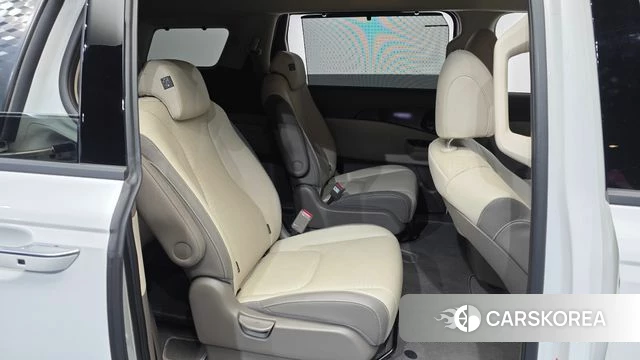 Kia Carnival 4th generation 2023 Белый из Кореи, фото 3