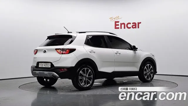 Kia Stonic 2018 Белый из Кореи, фото 3