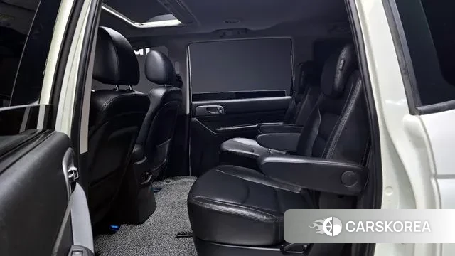 Ssangyong Korando Turismo 2018 Белый из Кореи, фото 3