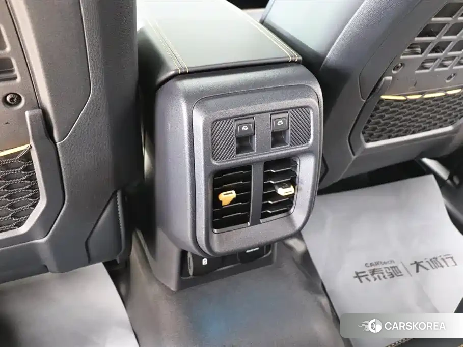 Ford Mustang 2026 Белый из Китая, фото 3