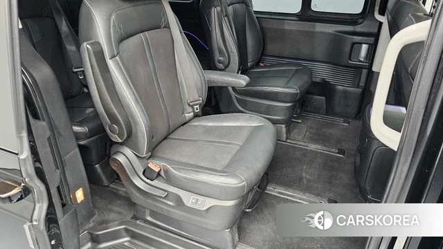 Hyundai Staria 2022 Черный из Кореи, фото 3