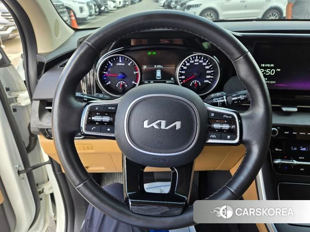 Kia Carnival 4th generation 2023 Белый из Кореи, фото 3