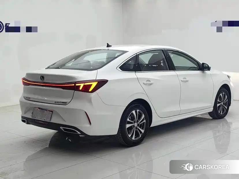 Chang'an Yidong 2024 Белый из Китая, фото 3