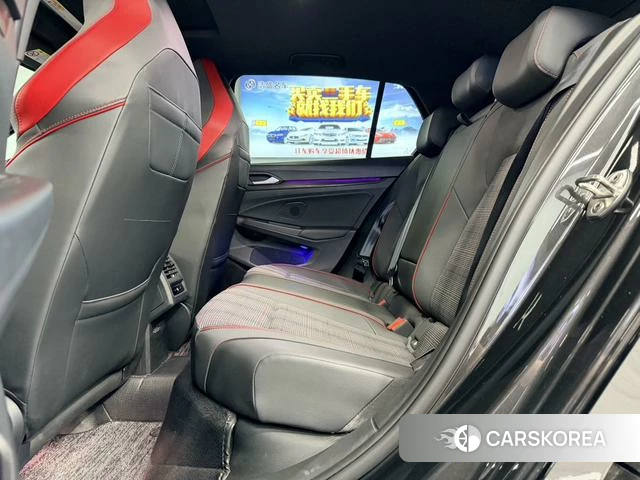 Volkswagen Golf GTI 2025 Черный из Китая, фото 3