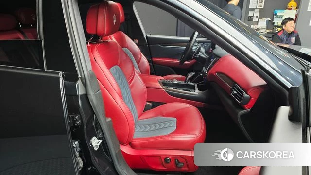 Maserati Levante 2020 Серый из Кореи, фото 3