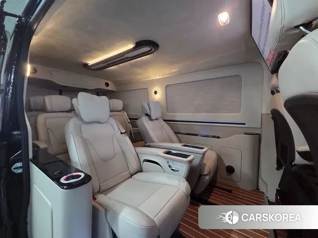 Mercedes-Benz Sprinter 2023 Черный из Кореи, фото 3