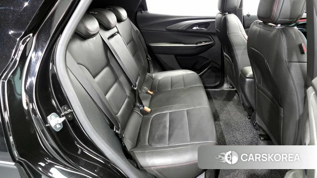 Chevrolet (GM Daewoo) The New Trail Blazer 2024 Черный из Кореи, фото 3