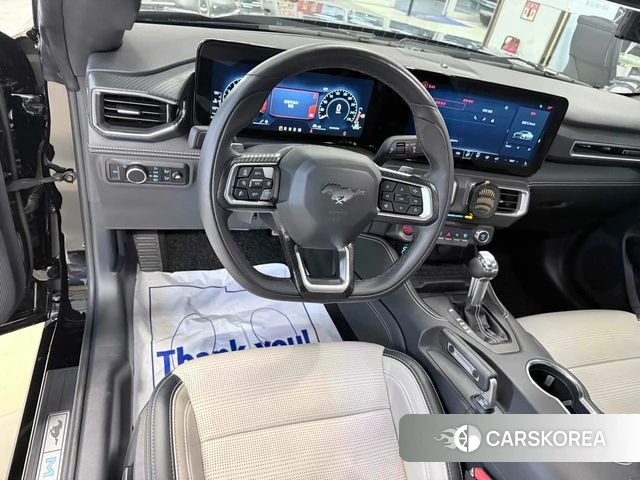 Ford Mustang 7th Generation 2024 Черный из Кореи, фото 3