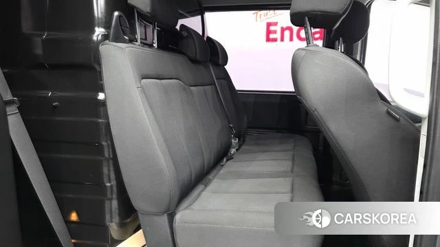 Hyundai Staria 2023 Серый из Кореи, фото 3