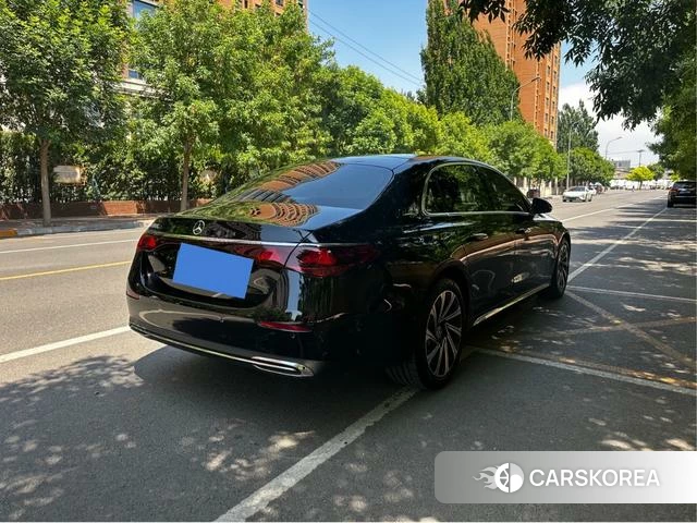 Mercedes-Benz E-class 2024 Черный из Китая, фото 3