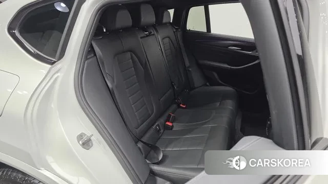 BMW X4 (G02) 2024 Белый из Кореи, фото 3